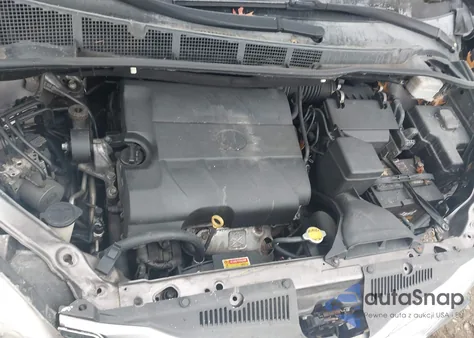 2016 Toyota Sienna Xle 8 Passenger z USA, uszkodzony, nr VIN 5TDYK3DC1GS693591